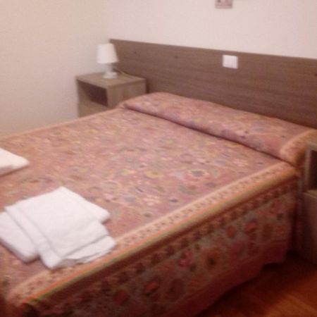 Albergo Alla Pineta Villa Santina Екстериор снимка