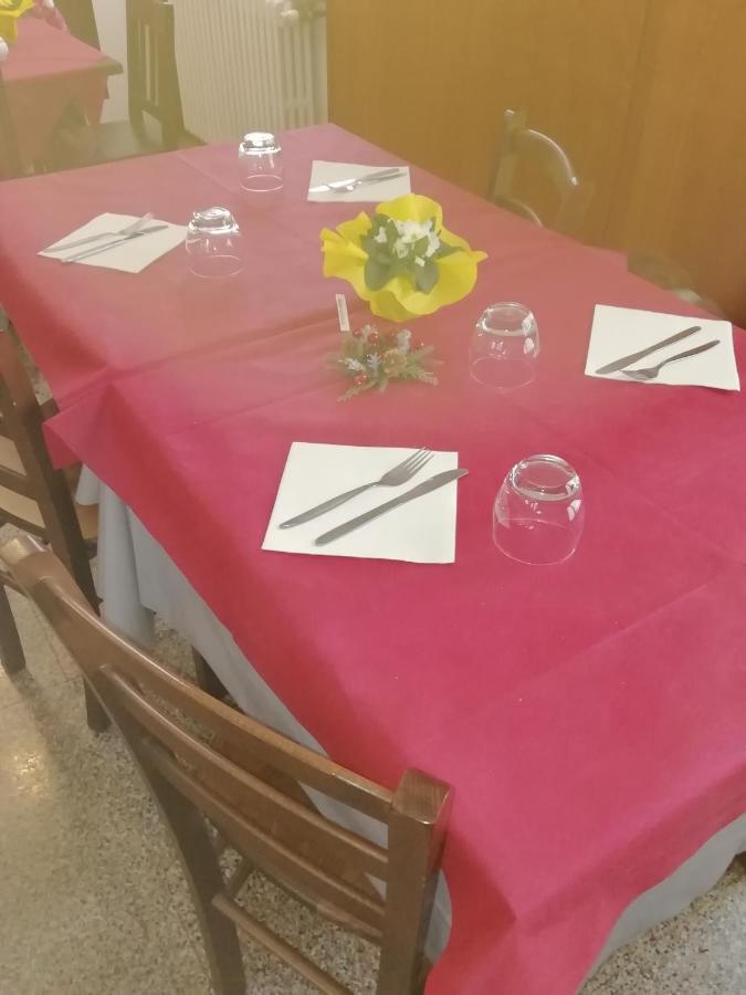 Albergo Alla Pineta Villa Santina Екстериор снимка
